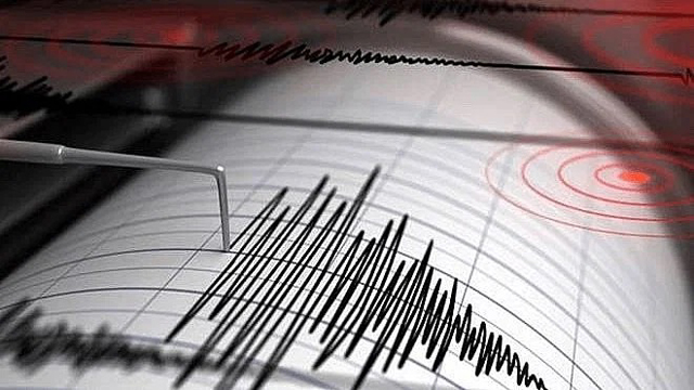  Mild Earthquake Jolts Dhaka
