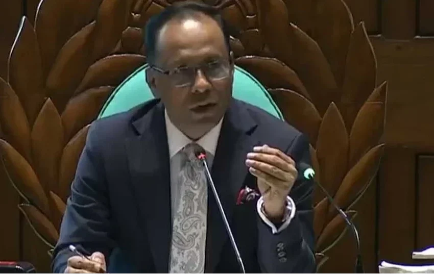  Deputy Speaker Pulls Up Minister Over Reply on Cyber Abuse Against Women