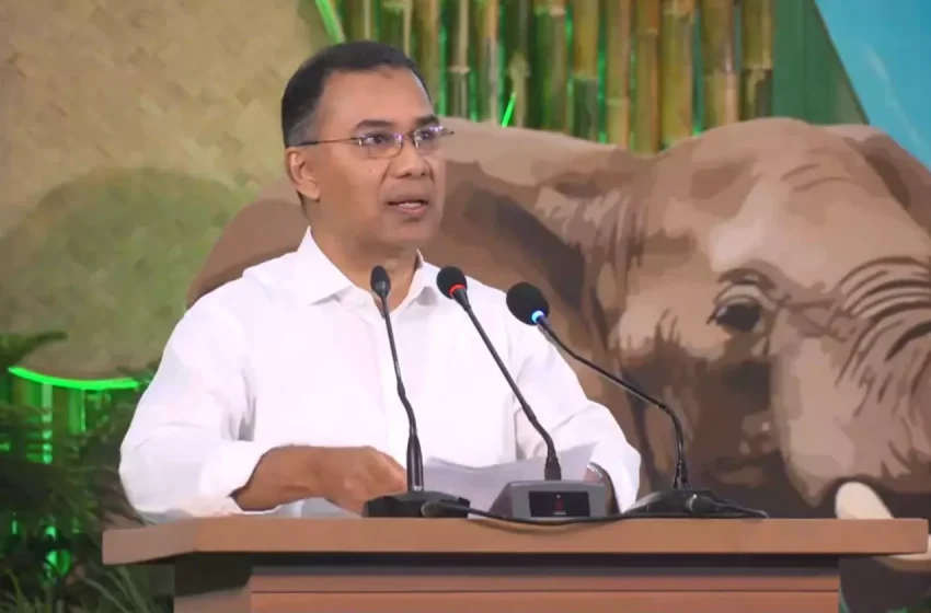 PM inaugurates Environment Fair, National Tree Plantation Campaign
