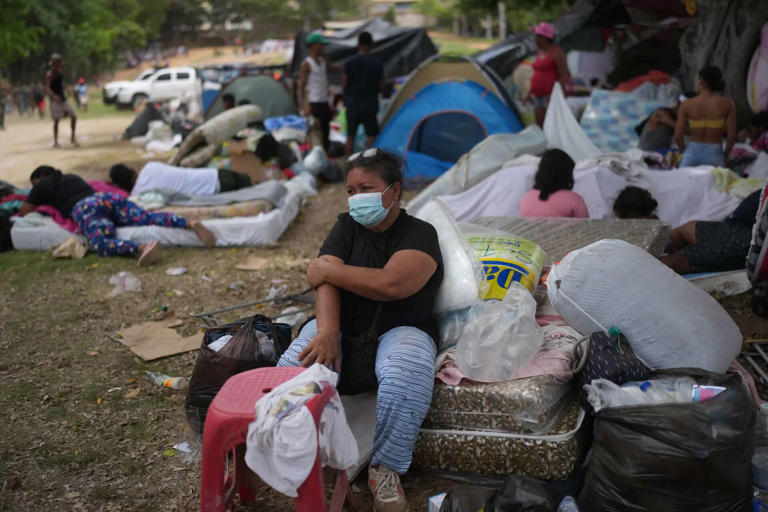  Death Toll Rises to Nearly 3,000 in Venezuela Earthquake Disaster